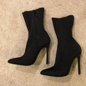 Truffle Collection Black Stiletto Sock Boot, Sz 6